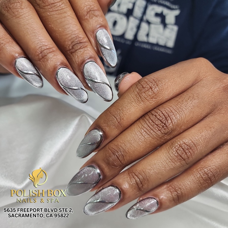 Trending July Nail Ideas